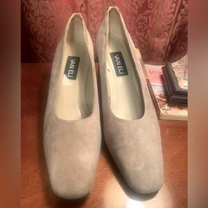 Taupe Suede 10.5N Shoe
